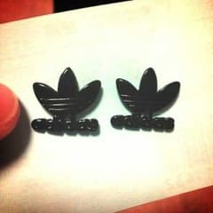 adidas ピアスのサムネイル