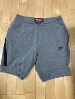 着用数回　NIKE テックフリース パンツのサムネイル