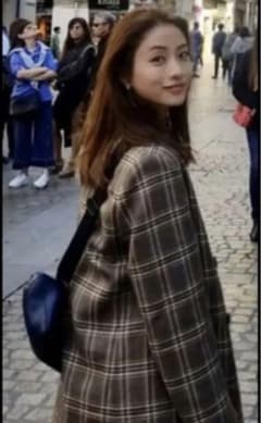希少　お値下げ交渉可能　石原さとみNAOTOSATOHスクエアボディバッグのサムネイル