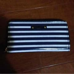長財布のサムネイル