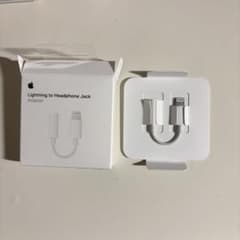 Lightning − 3.5 mmヘッドフォンジャックアダプタのサムネイル