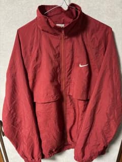 Nike 赤 ナイロンジャケット　古着　XLサイズ相当　(Lサイズ表記)のサムネイル