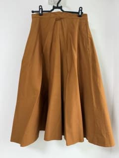 UNIQLO フレアスカート オレンジMのサムネイル