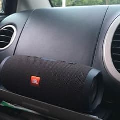 スピーカーのサムネイル