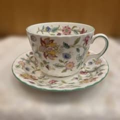 Minton Haddon Hall モーニングカップ・ソーサー ペアだとお得 - メルカリ