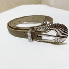 レディース　ウエスタン調バックル ベルト ベージュのサムネイル