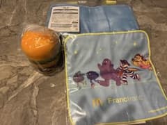 McDonald 福袋　グッズ一式のサムネイル
