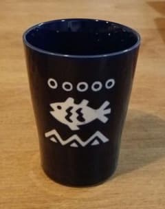 魚柄 陶器製 フリーカップ ネイビーのサムネイル