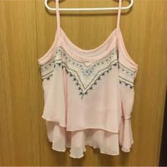 chii様専用  刺繍が可愛いキャミソールのサムネイル
