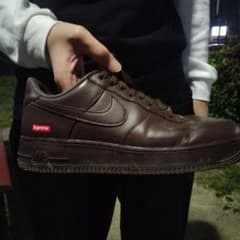 Nike Air Force 1 Supreme ブラウンのサムネイル