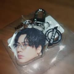 ØMI 登坂広臣 アクリルチャーム JSB IN BLACK ① - メルカリ
