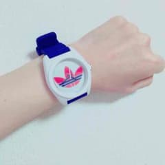 アディダスオリジナルス腕時計のサムネイル