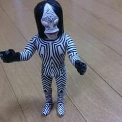 ウルトラマン  ダダのサムネイル