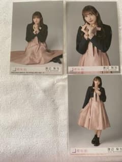 櫻坂46 流れ弾初回封入 渡辺梨加 チュウ 座り ヒキのサムネイル