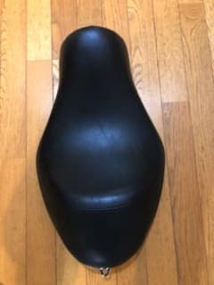 スポーツスター純正ソロシートのサムネイル