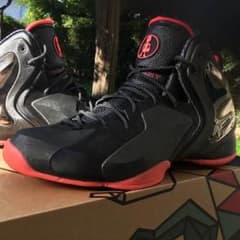nike(ナイキ)lil penny posite JP26.5 箱付き！のサムネイル