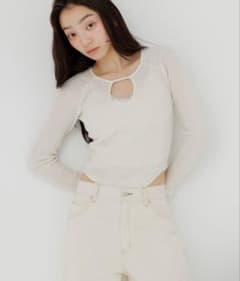 SENEE decollete cut-out bodysuitのサムネイル