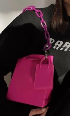 【新品未使用】チェーン付きバッグ レディース お洒落 ピンクのサムネイル