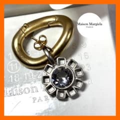 極美品Maison Margielaシングルピアス フラワーモチーフピアス片耳用 