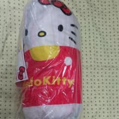 キティちゃん 寝袋のサムネイル