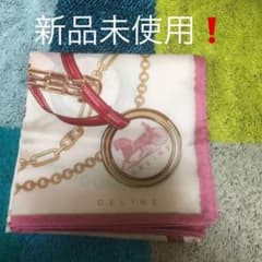 新品未使用　セリーヌ　ハンカチ　馬車柄　ピンクのサムネイル