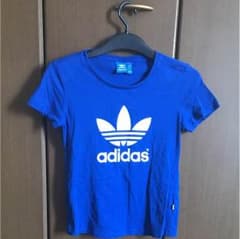 値下げ！adidas Tシャツのサムネイル