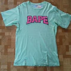 今だけ値下げ！BAPE Ｌサイズ綺麗なグリーンのサムネイル