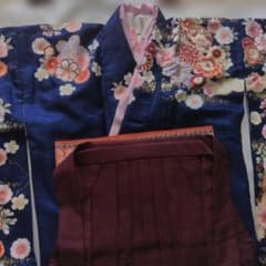 卒業式 袴セット 紺地 華やかな花柄3点セットのサムネイル