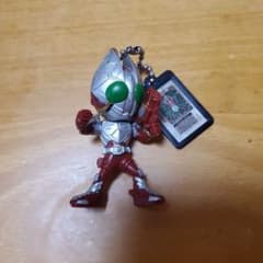 仮面ライダー フィギュアキーホルダー 赤銀のサムネイル