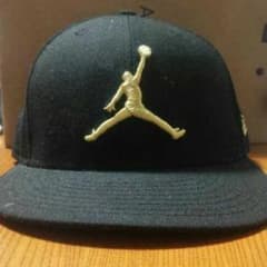 NEW ERA×ジョーダン　キャップのサムネイル