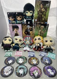 まとめ 鬼滅の刃　ともぬい　Qposket フィギュア 缶バッジ　２０点 新品