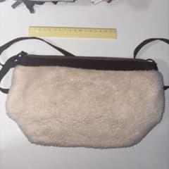 LBC フリース　ショルダーバッグ ベージュのサムネイル