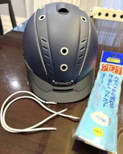 ponchan 様　乗馬用ヘルメット　50〜54cm  ラインストーン　美品のサムネイル