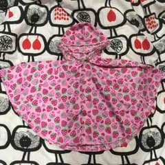 美品★レインコート ポンチョ いちご柄のサムネイル
