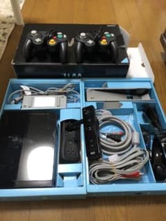 任天堂wii フルセット　ゲームキューブコントローラー2個付きのサムネイル
