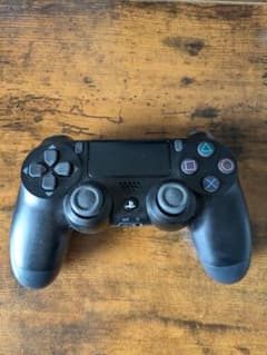 ブラック DualShock 4 コントローラーのサムネイル