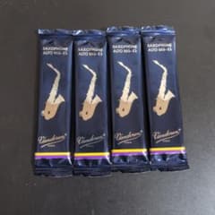 Vandoren アルトサックスリード 3番 4枚セットのサムネイル