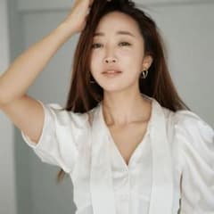 CADUNE 神崎恵さんコラボ　タックボリュームブラウス ✨CADUNE✨≪神崎恵さんコラボ≫タックボリュームブラウス