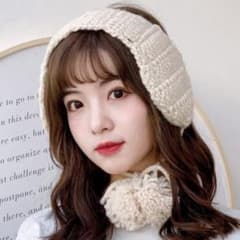 イヤーマフラー 白 ホワイト 韓国 ニット帽 耳あてのサムネイル