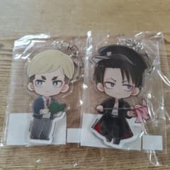 【新品未開封】進撃の巨人 エルヴィン リヴァイ アクリルキーホルダー プリカフェ