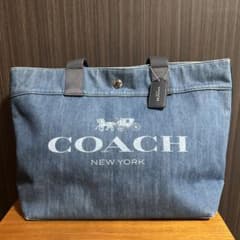 COACH デニム トートバッグのサムネイル