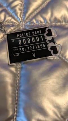 BTS V POLICE DEPT アクリルキーホルダーのサムネイル