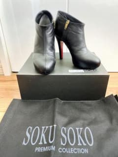 SOKUSOKO 本革 黒×赤 ピンヒール ブーティ ショートブーツのサムネイル