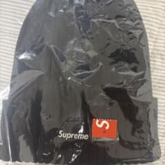 Supreme 黒 ニット帽 新品タグ付き最終値下げ‼️のサムネイル