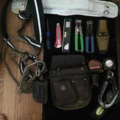 腰道具 腰袋 カラビナ 安全帯 安全ロープ 職人 現場 仕事 ニッカポッカのサムネイル