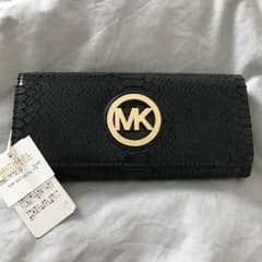 【新品】マイケルコース 長財布のサムネイル