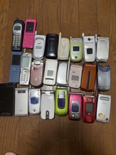 携帯電話 ガラケー ジャンク まとめ セット 2 - メルカリ