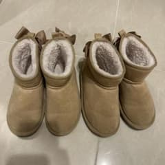 18cmキッズ ブーツセット　ベージュリボン付きのサムネイル