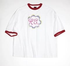 RE.  仲里依紗  リンガーロゴTシャツのサムネイル
