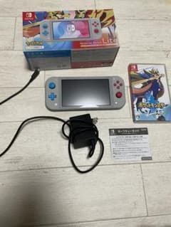 Nintendo SwitchLite  ザシアンザマンタ　ポケモンソードセットのサムネイル
